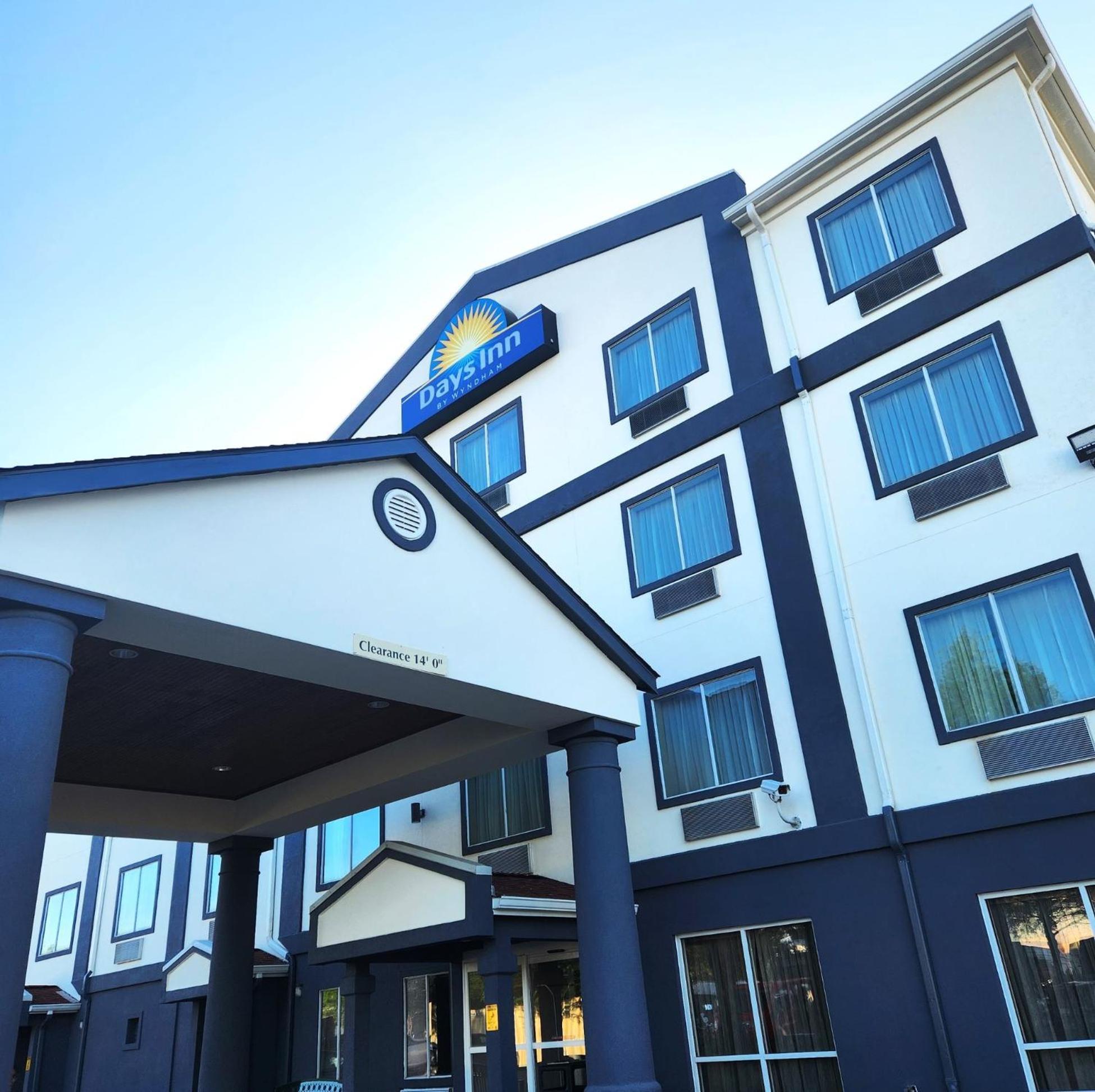 Days Inn By Wyndham Baton Rouge I-10 Exteriér fotografie