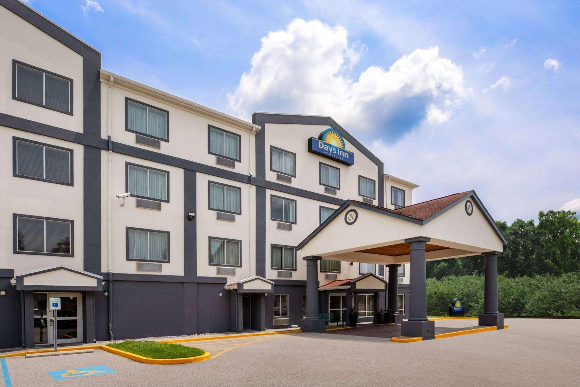 Days Inn By Wyndham Baton Rouge I-10 Exteriér fotografie